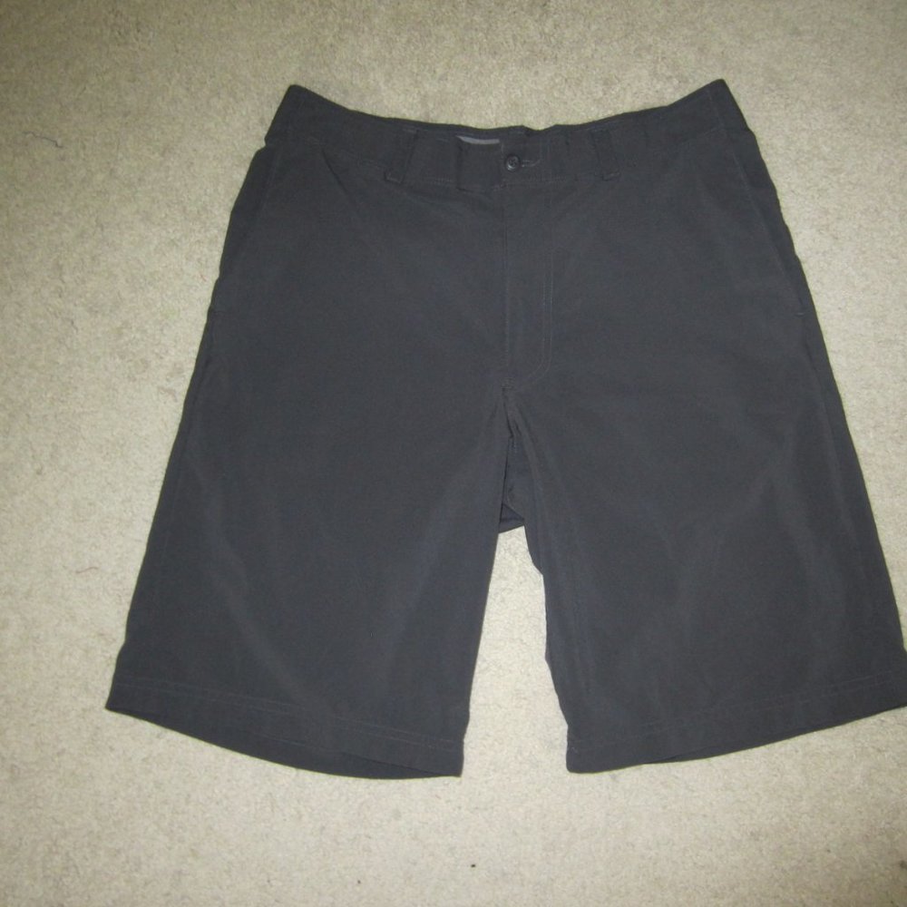 Men's Grandslam Polyester Shorts Size 32
